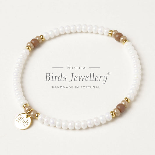 Pulseira Branco & Bege Vidrado Birds Jewellery em contas de cristal boémio e prata 925 dourada, feita à mão em Portugal.