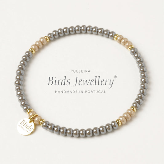Pulseira Cinzento & Bege Birds Jewellery em contas de cristal boémio e prata 925 dourada, feita à mão em Portugal.